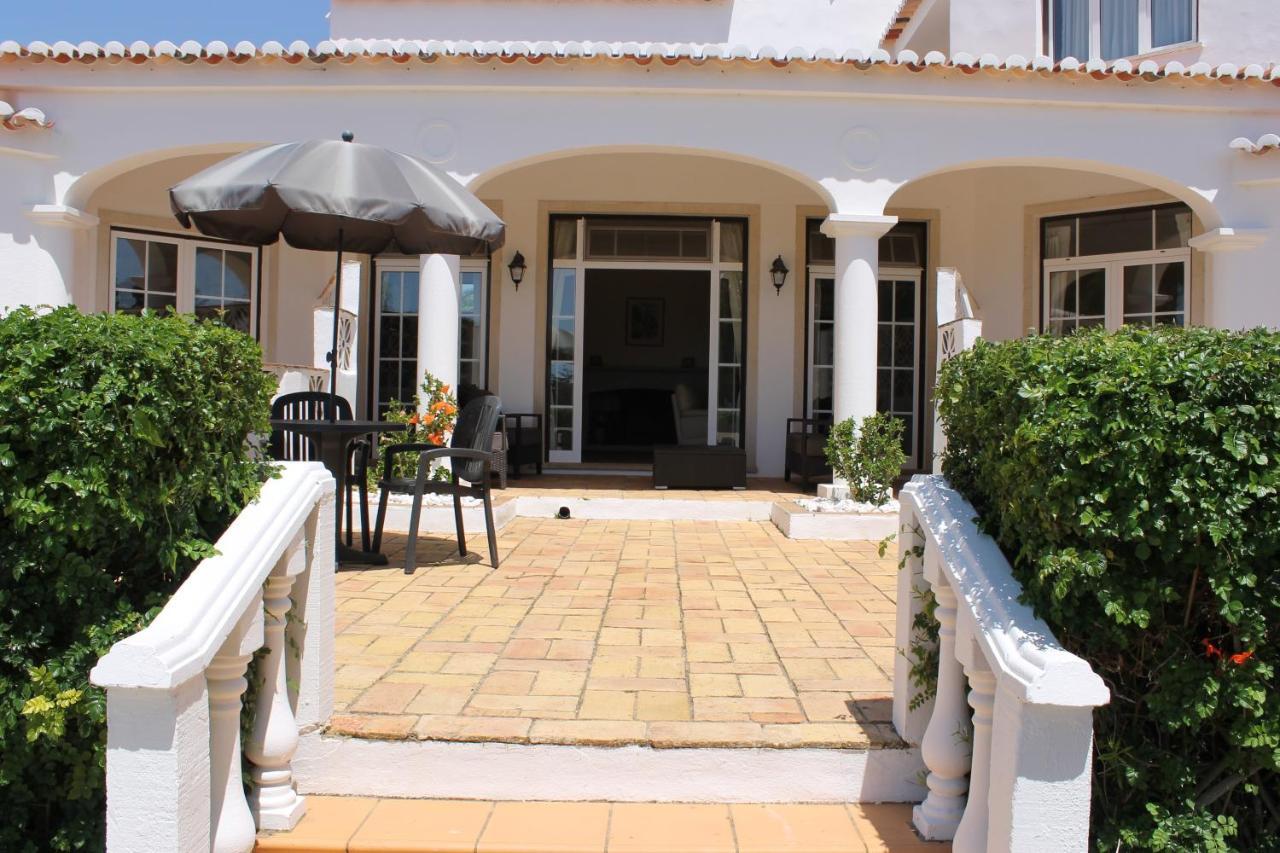 CASA BEACHCOMBER Le jardin des Arts Lagos Extérieur photo