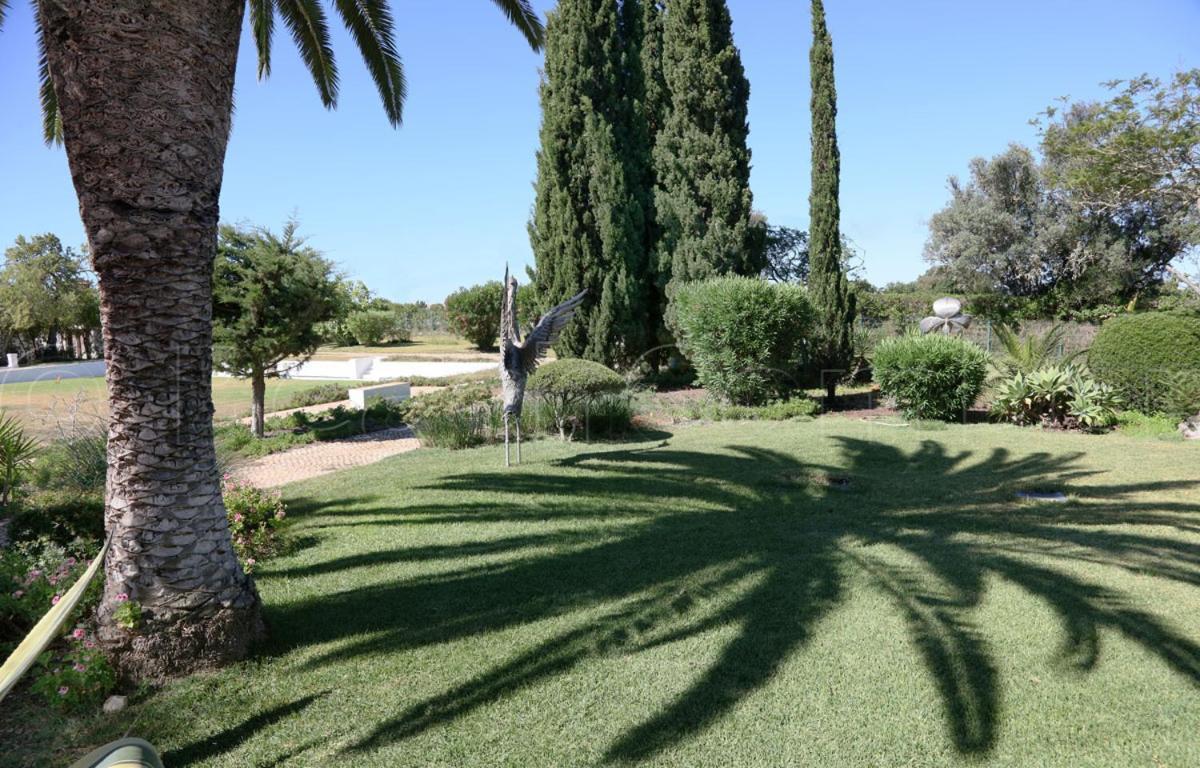 Appartement CASA BEACHCOMBER Le jardin des Arts à Lagos Extérieur photo