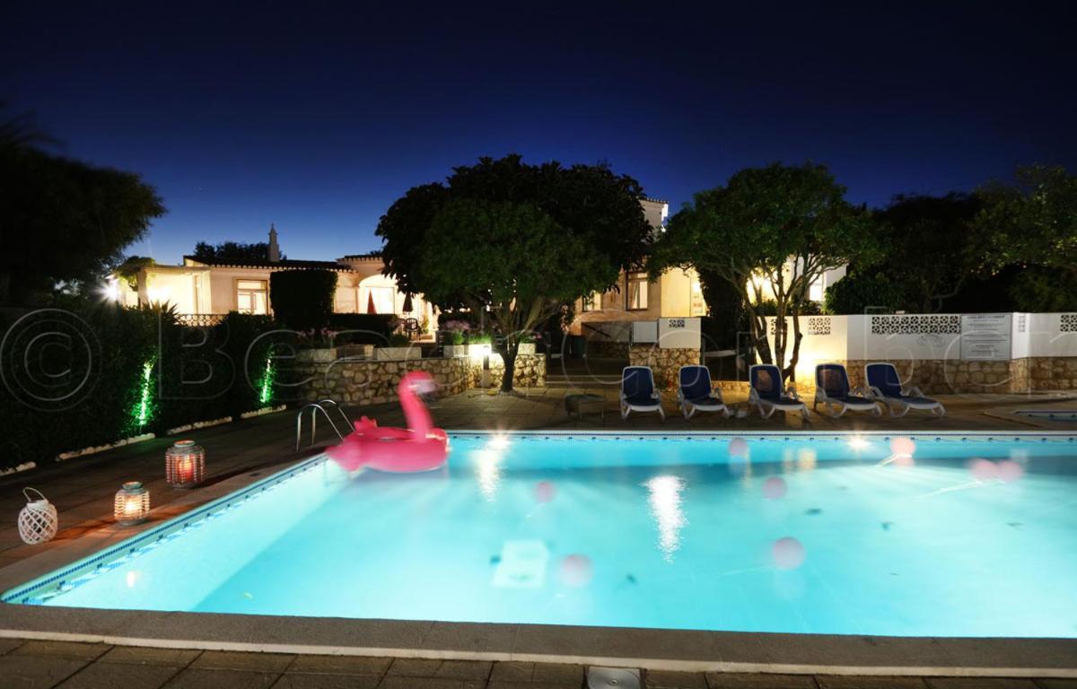 CASA BEACHCOMBER Le jardin des Arts Lagos Extérieur photo