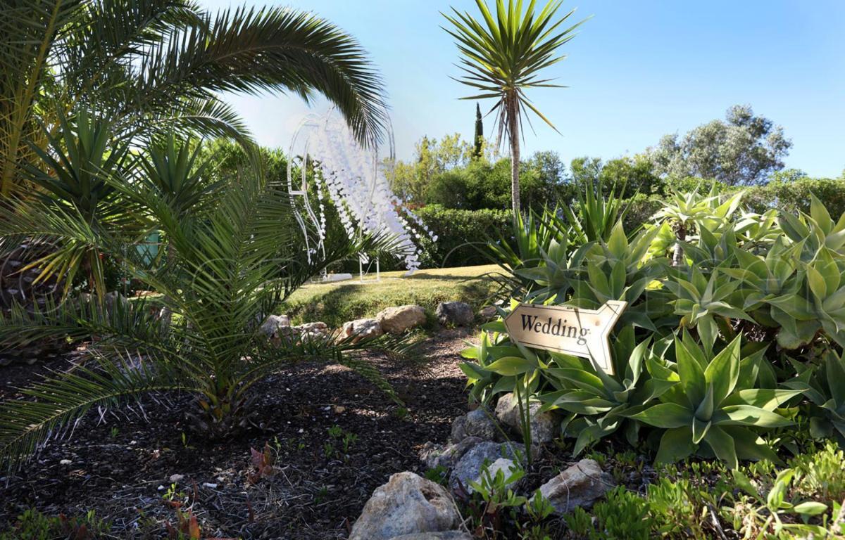 CASA BEACHCOMBER Le jardin des Arts Lagos Extérieur photo