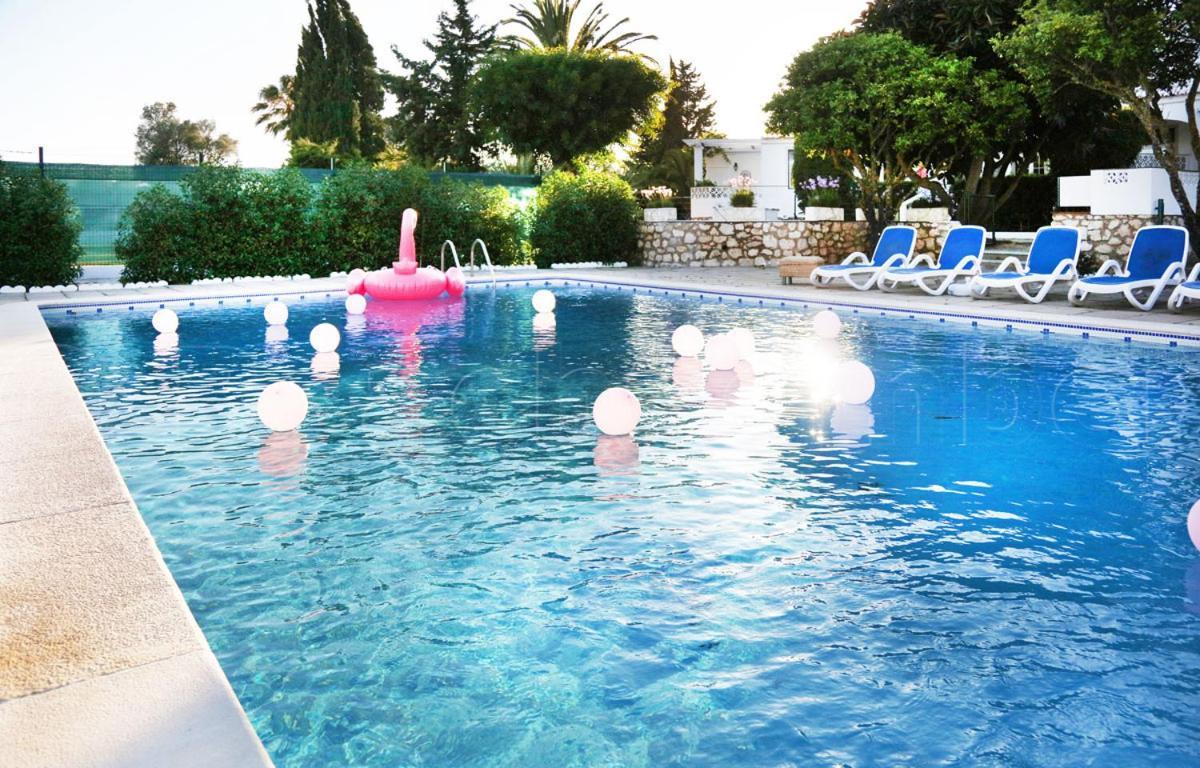 CASA BEACHCOMBER Le jardin des Arts Lagos Extérieur photo